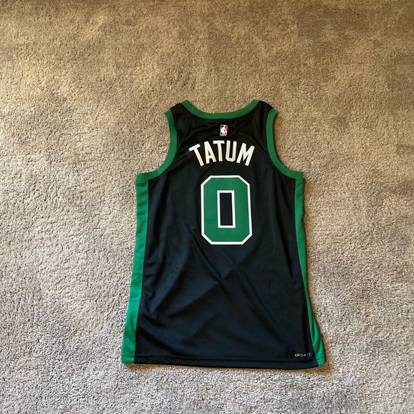 Jayson Tatum Jersey - Picture 3 of 8